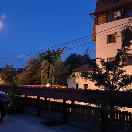 Hotel Casa Vlahilor Râmnicu Vâlcea Eksteriør bilde