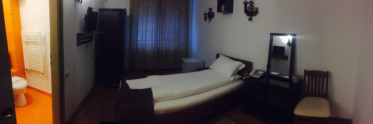 Hotel Casa Vlahilor Râmnicu Vâlcea Eksteriør bilde