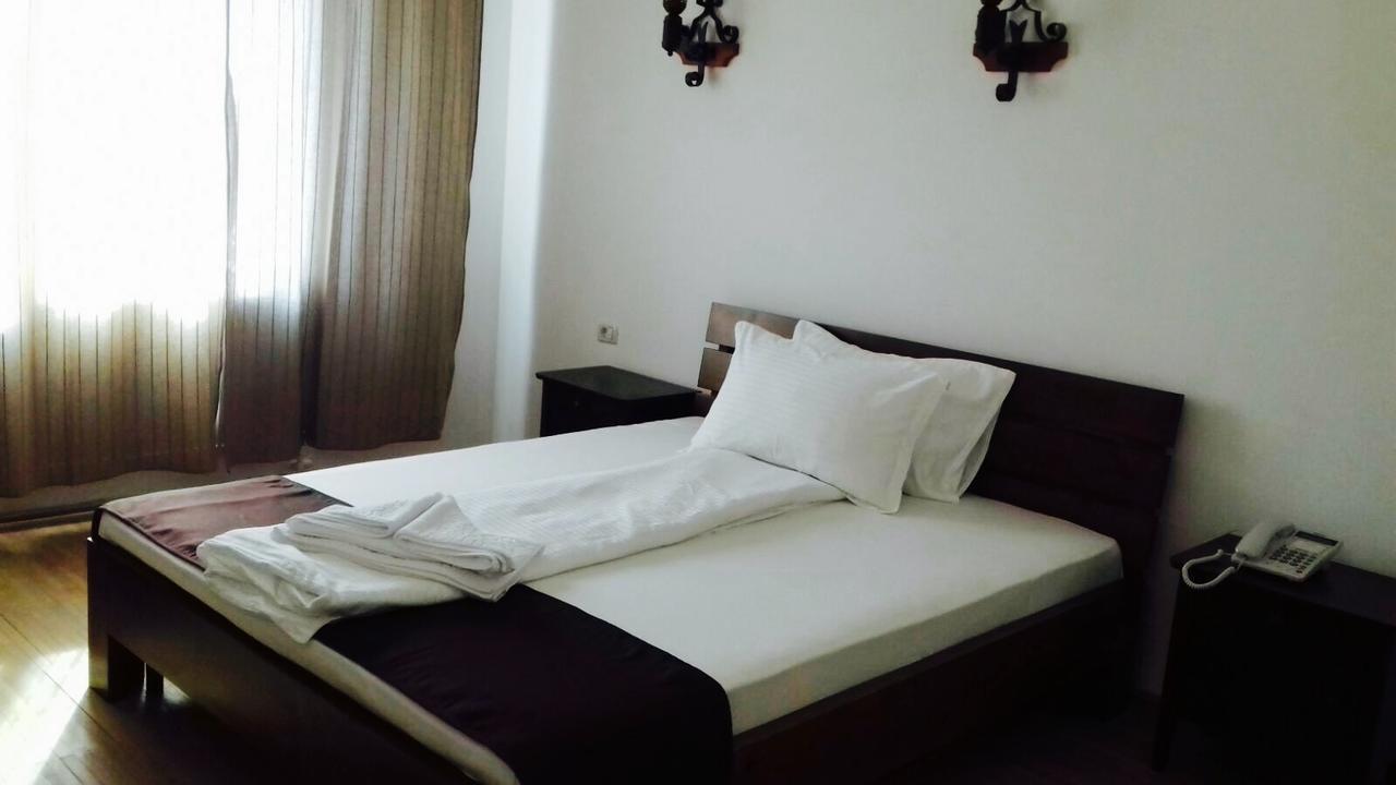 Hotel Casa Vlahilor Râmnicu Vâlcea Eksteriør bilde