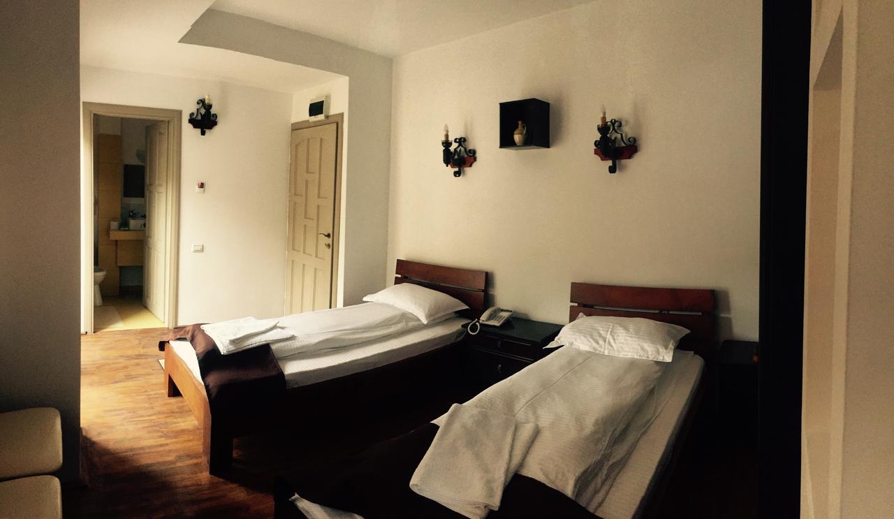 Hotel Casa Vlahilor Râmnicu Vâlcea Eksteriør bilde