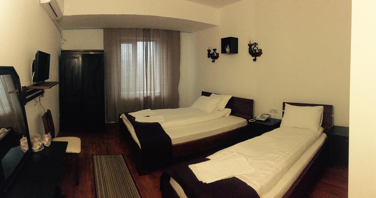 Hotel Casa Vlahilor Râmnicu Vâlcea Eksteriør bilde